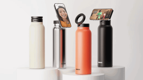 Ringo – The Water Bottle That Magnetically Holds Your Phone