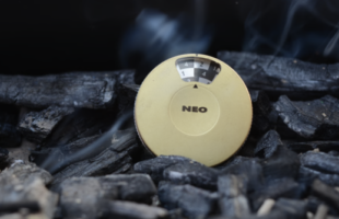 NEO SPIN – A minimalist, multi-functional, gaming gadget.